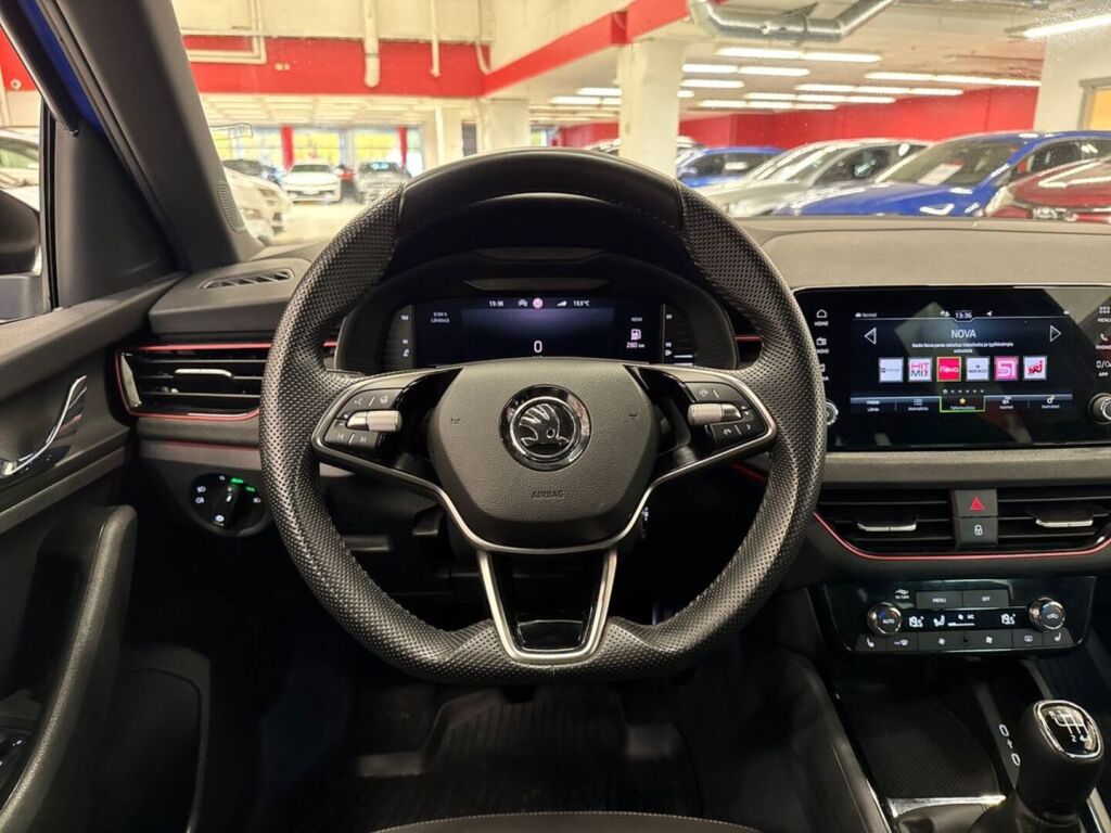 Skoda Kamiq 2024 Sininen