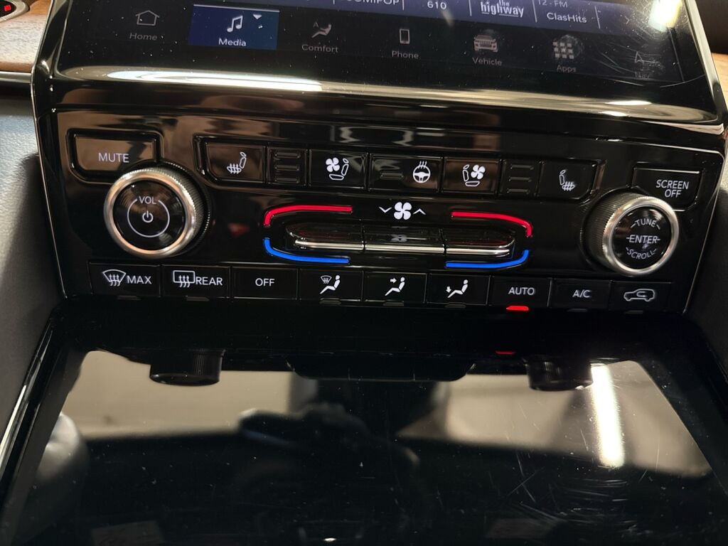 Jeep Grand Cherokee 2024 Valkoinen