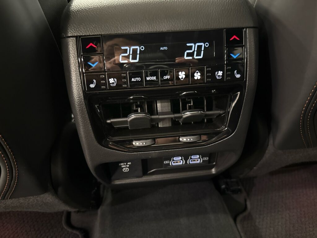 Jeep Grand Cherokee 2024 Valkoinen