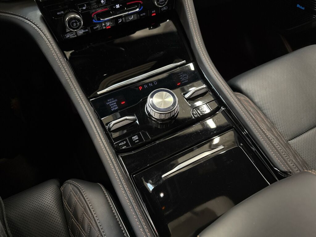 Jeep Grand Cherokee 2024 Valkoinen