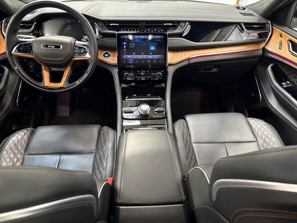 Jeep Grand Cherokee 2024 Valkoinen