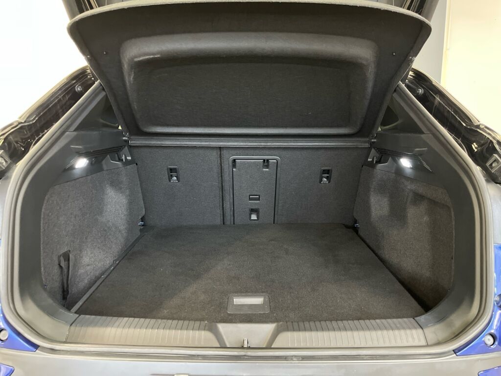 Volkswagen ID.4 2021 Sininen