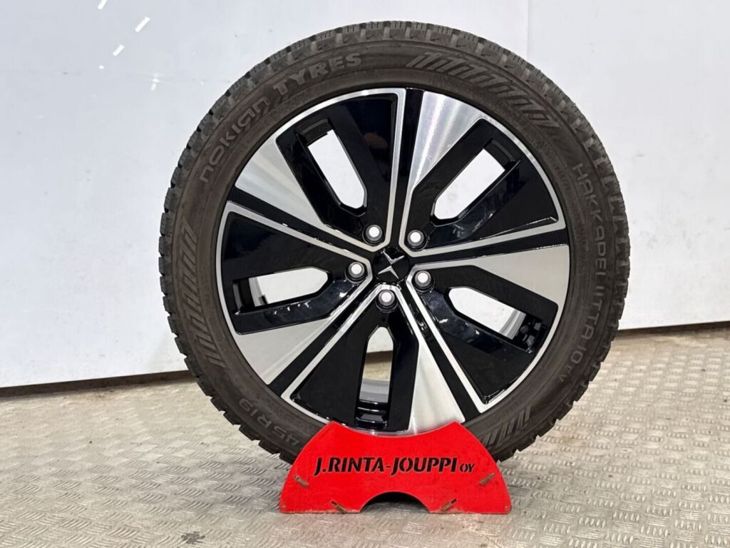 Polestar 2 2024 Harmaa