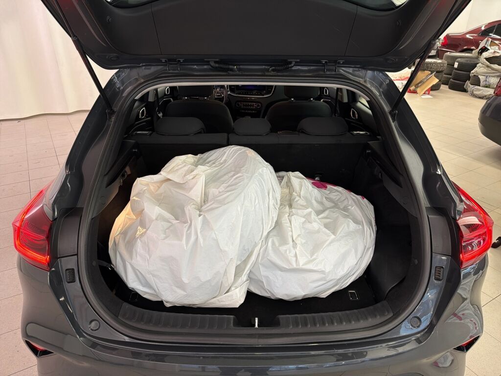 Kia XCeed 2022 Harmaa