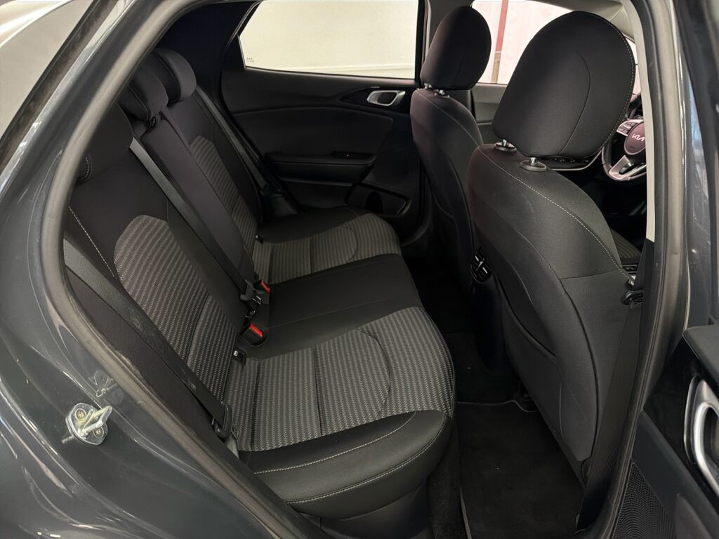 Kia XCeed 2022 Harmaa