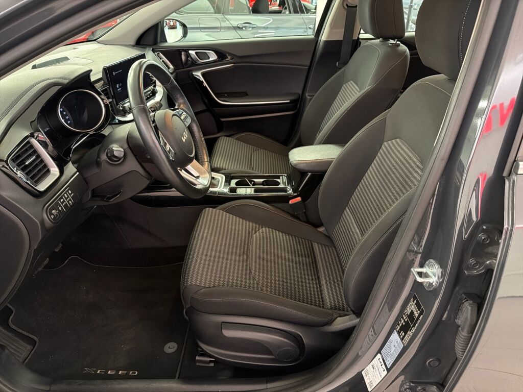 Kia XCeed 2022 Harmaa