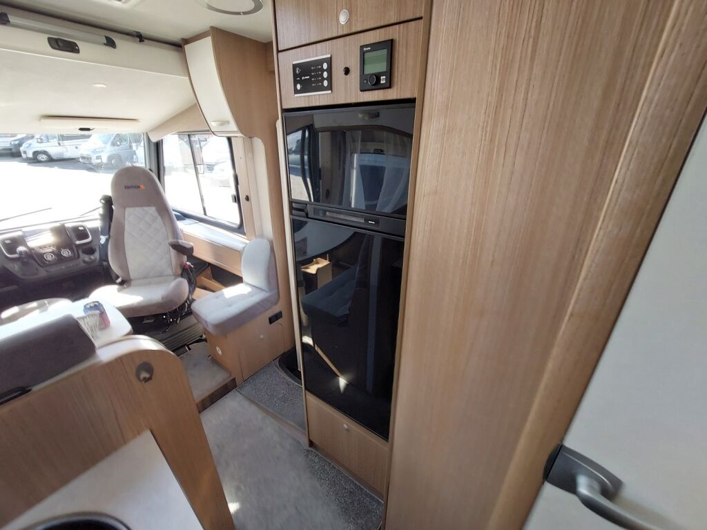 Carado I 338 Edition 15 2024 Valkoinen