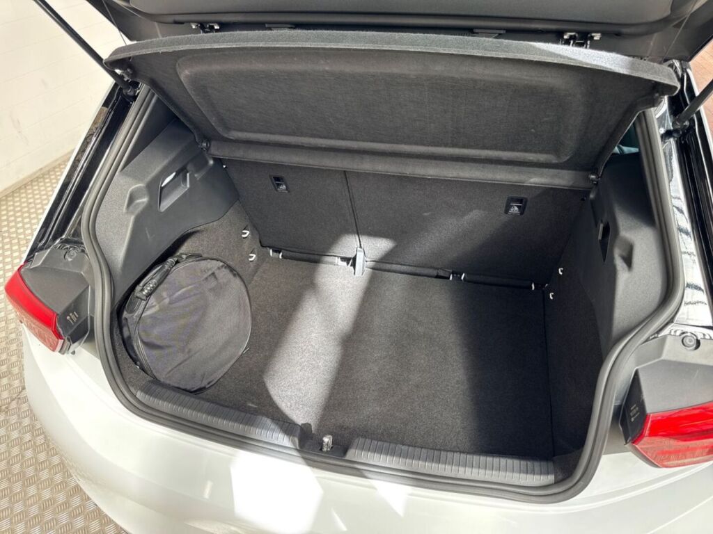 Volkswagen ID.3 2021 Valkoinen