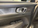 Volvo EC40 2025 Ruskea (beige)