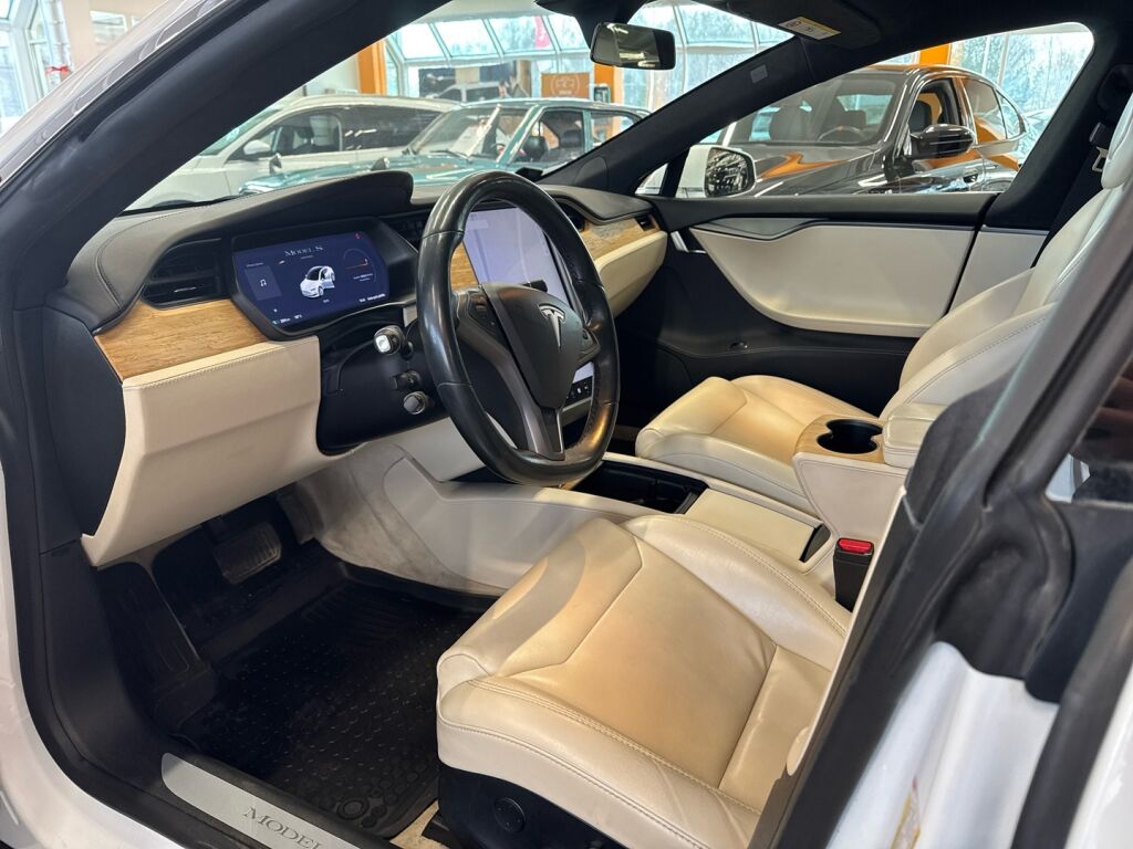 Tesla Model S 2020 Valkoinen