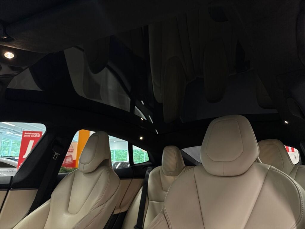 Tesla Model S 2020 Valkoinen