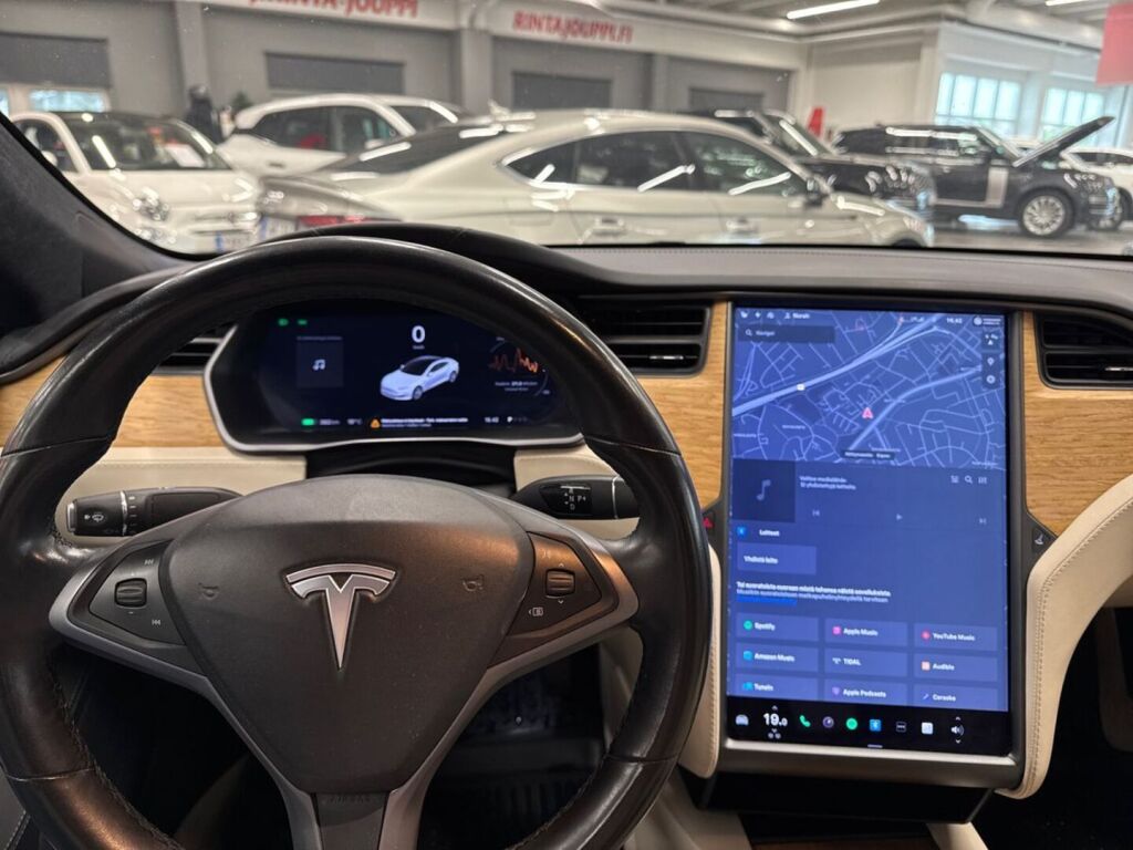 Tesla Model S 2020 Valkoinen