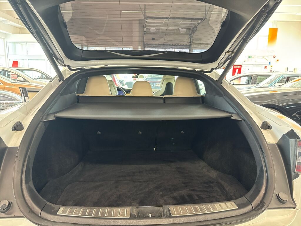 Tesla Model S 2020 Valkoinen