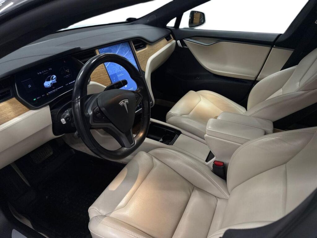 Tesla Model S 2020 Valkoinen