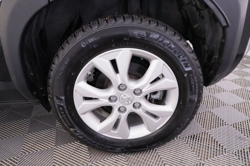 Toyota Yaris Cross 2022 Musta