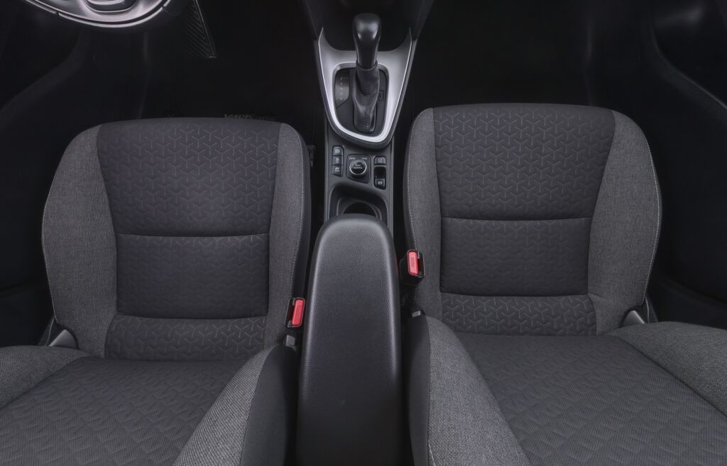 Toyota Yaris Cross 2022 Musta