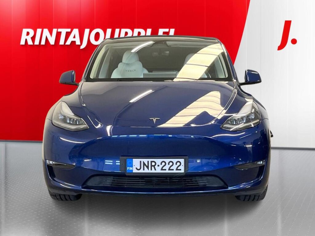 Tesla Model Y 2023 Sininen