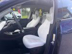 Tesla Model Y 2023 Sininen