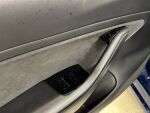 Tesla Model 3 2019 Sininen