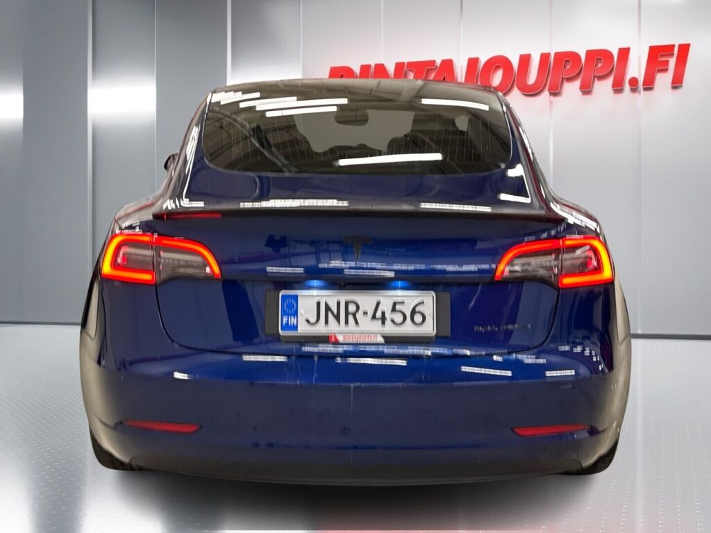 Tesla Model 3 2019 Sininen