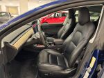 Tesla Model 3 2019 Sininen