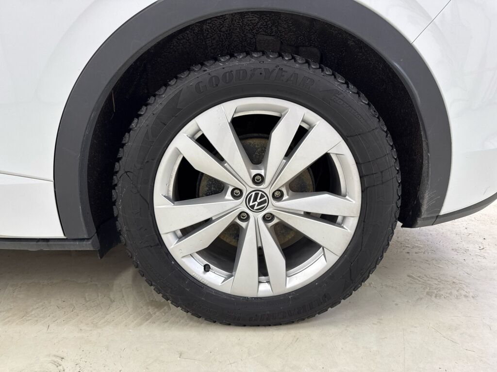 Volkswagen ID.4 2021 Valkoinen