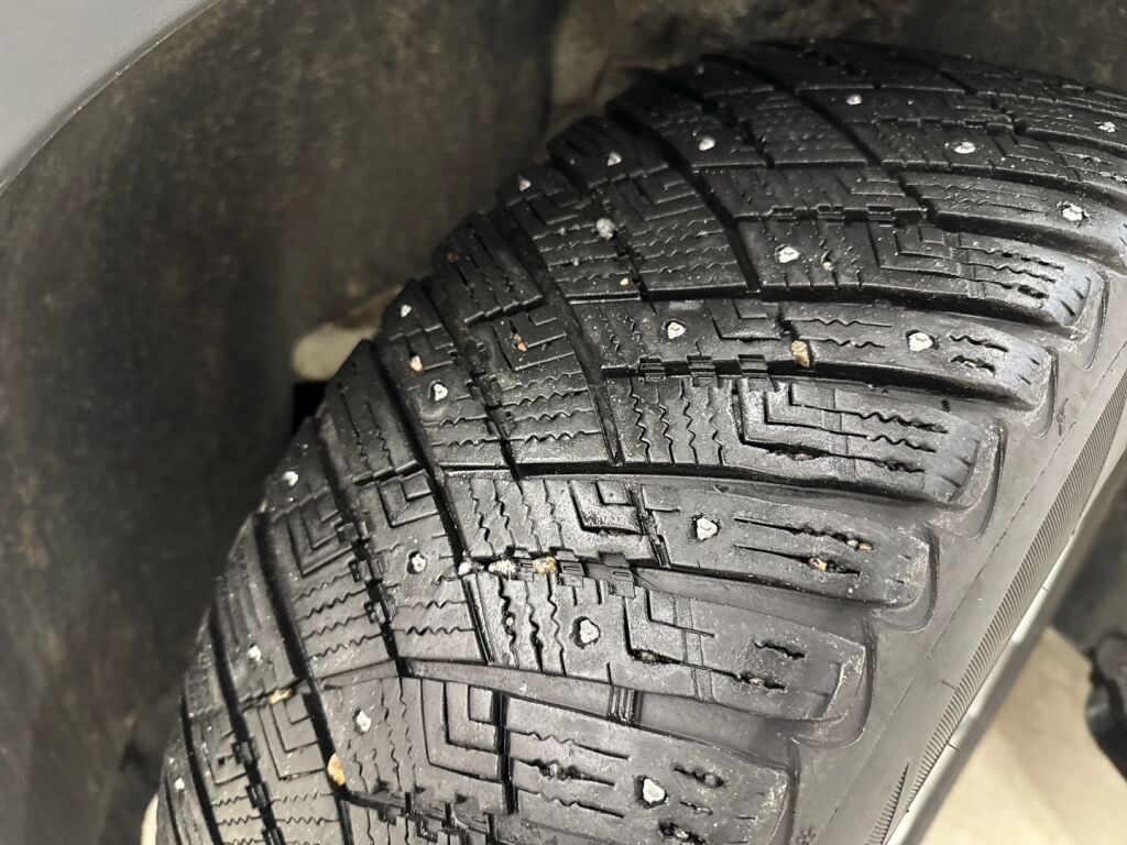 Volkswagen ID.4 2021 Valkoinen