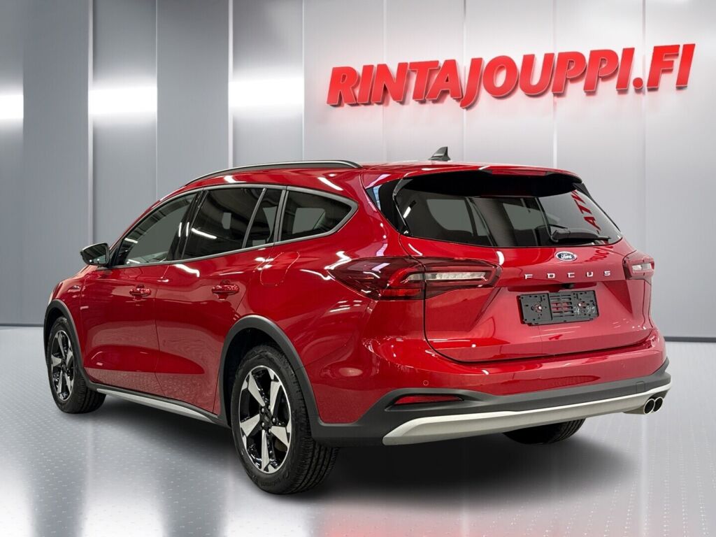 Ford Focus 2025 Fantastic Red