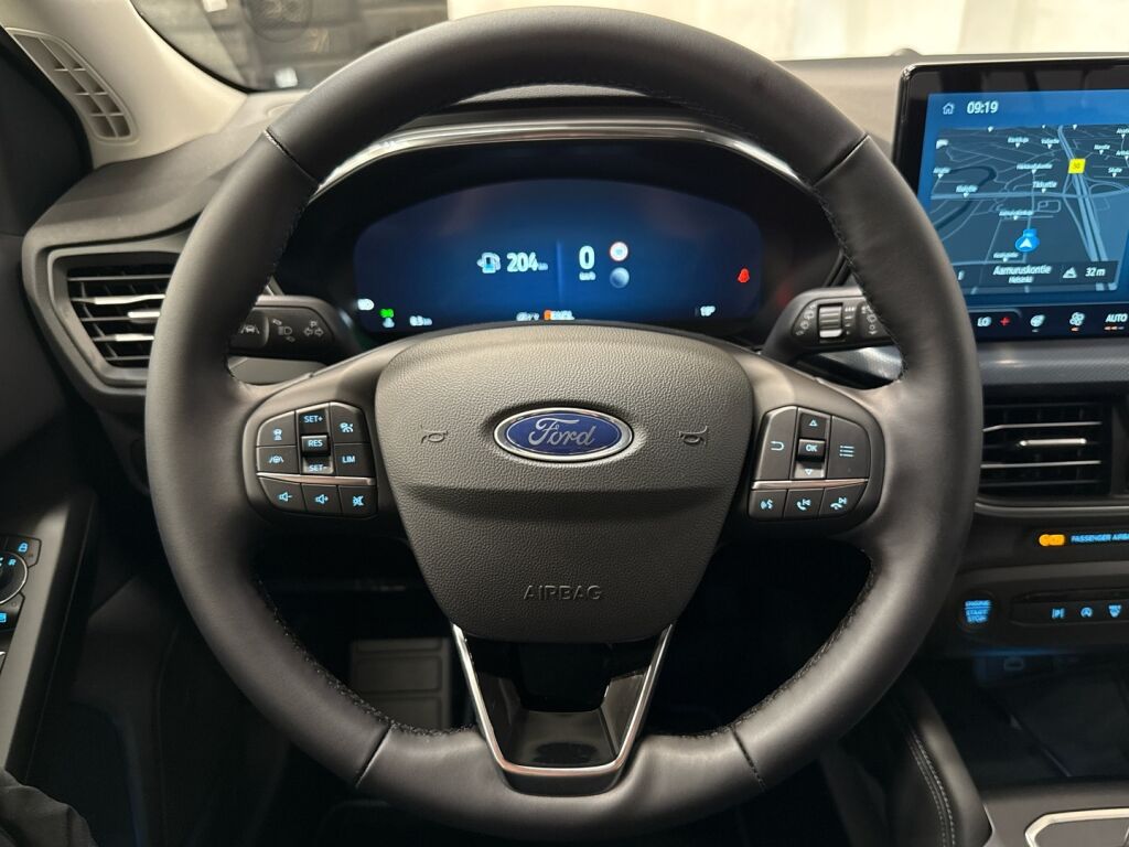 Ford Focus 2025 Fantastic Red