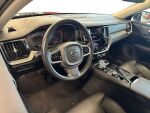 Volvo V60 2021 Musta