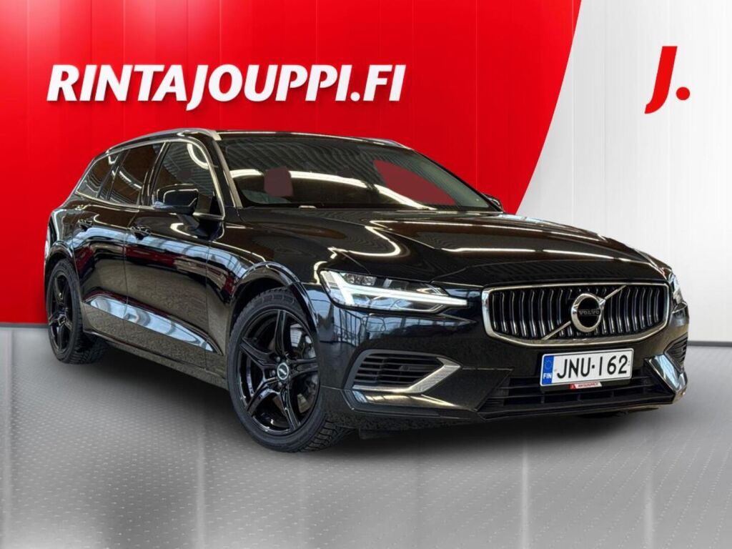 Volvo V60 2021 Musta