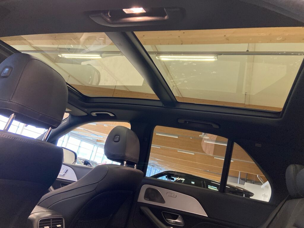 Mercedes-Benz GLE 2022 Musta