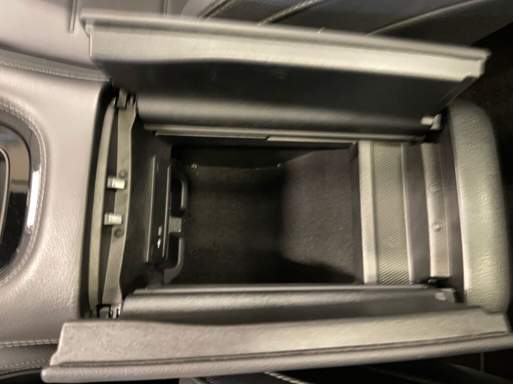 Mercedes-Benz GLE 2022 Musta