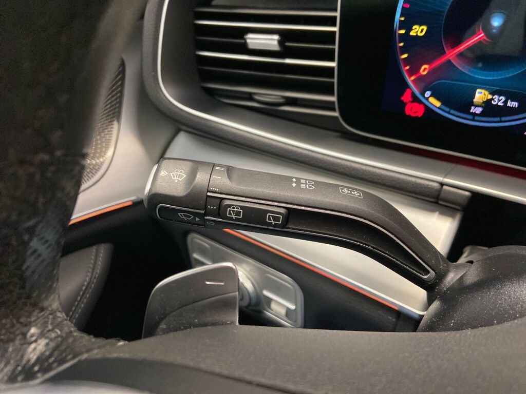 Mercedes-Benz GLE 2022 Musta