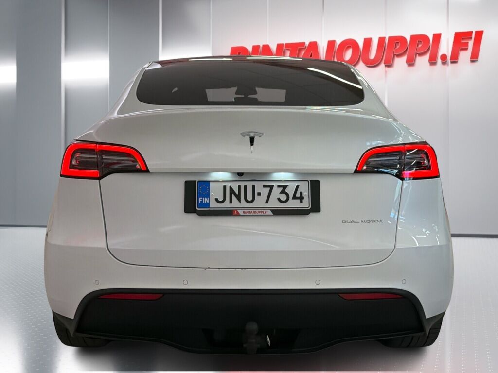 Tesla Model Y 2021 Valkoinen