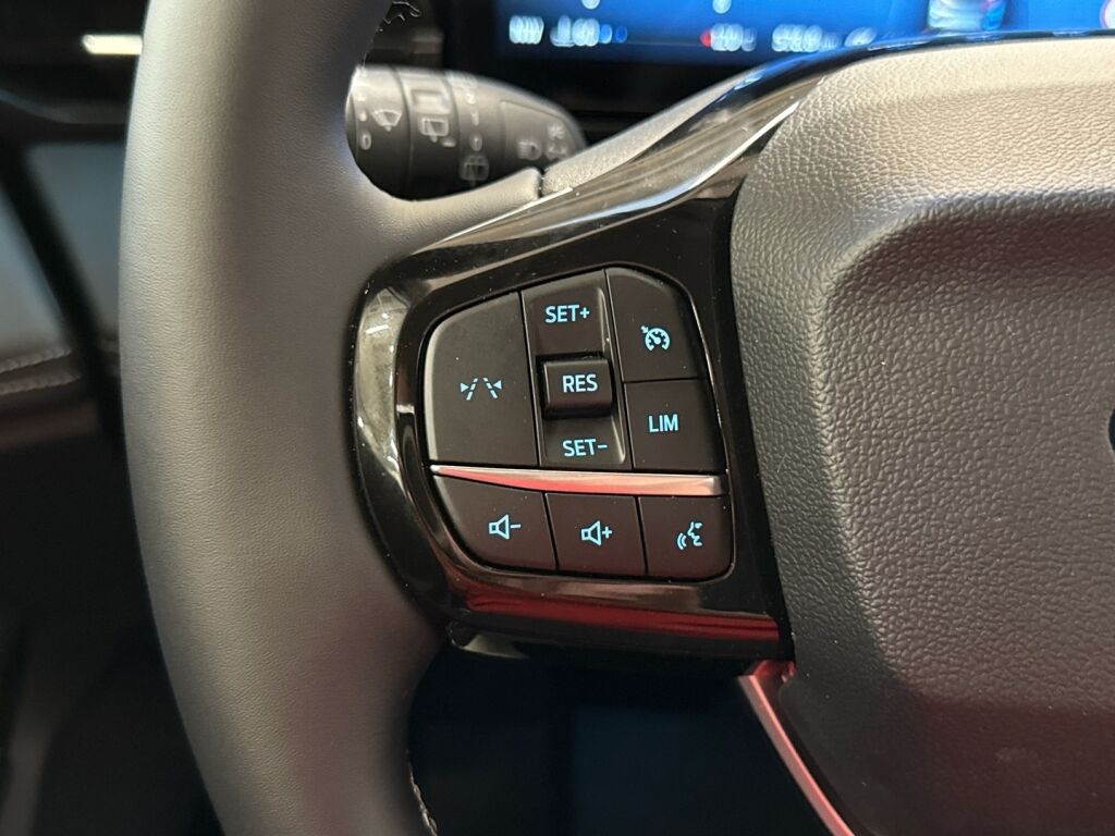 Ford Puma 2025 Valkoinen