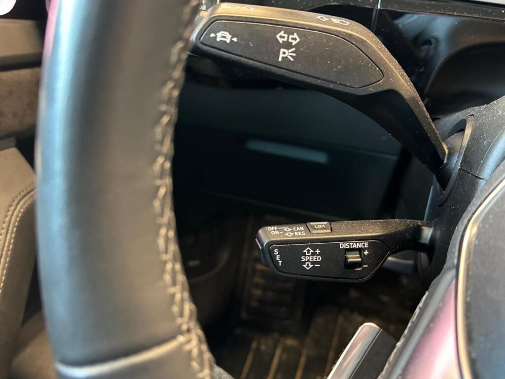 Audi e-tron 2019 Harmaa