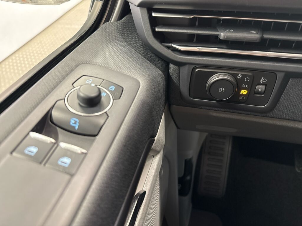 Ford Tourneo Custom 2026 