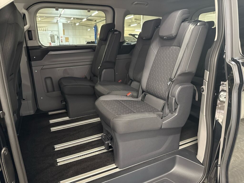Ford Tourneo Custom 2026 