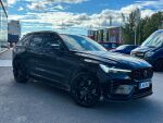 Volvo XC60 2025 Musta