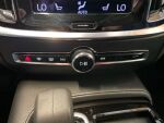 Volvo V60 2021 Musta