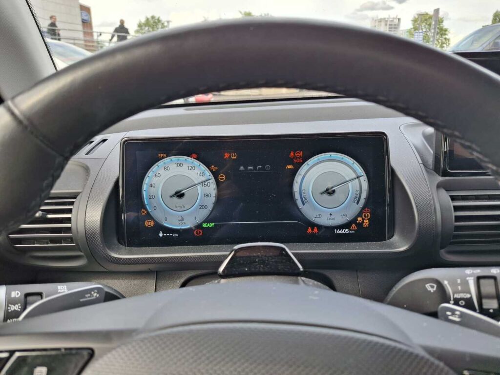 Hyundai INSTER 2025 Oranssi