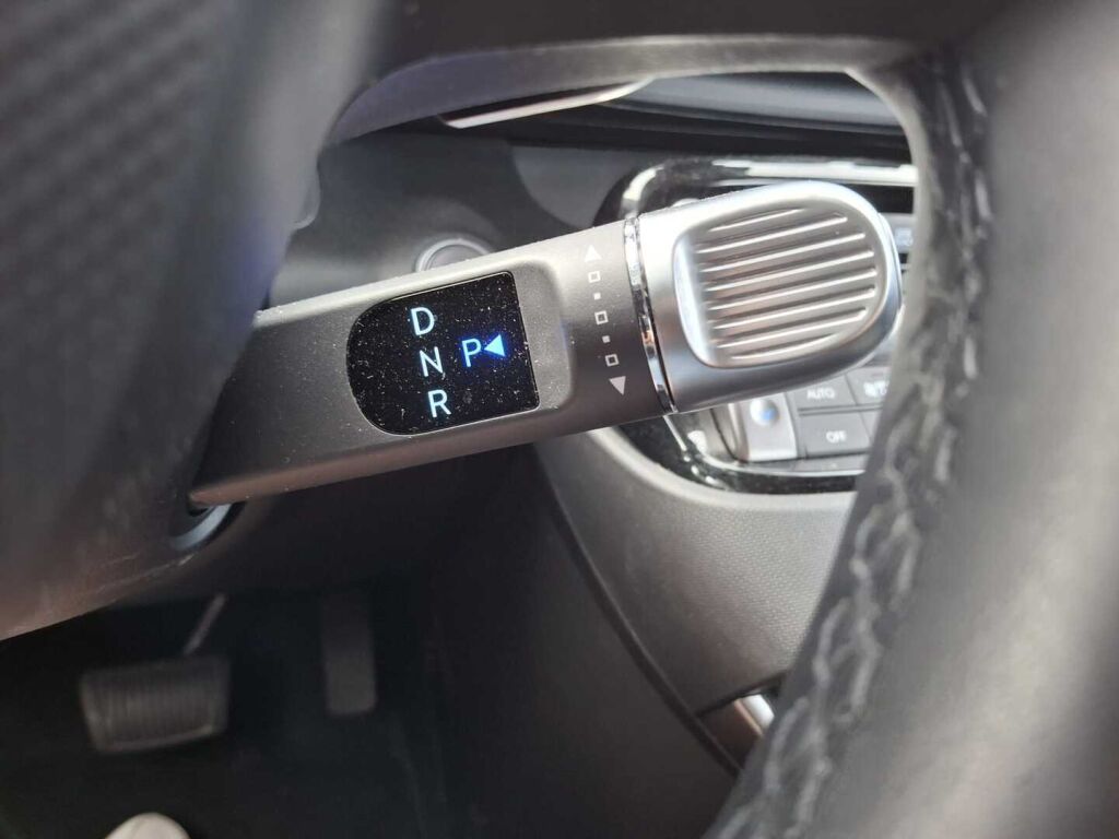 Hyundai INSTER 2025 Oranssi