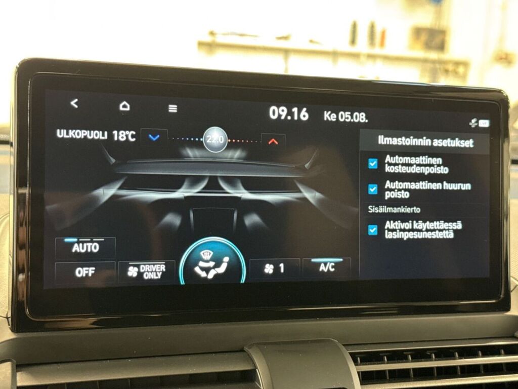 Hyundai INSTER 2025 Oranssi