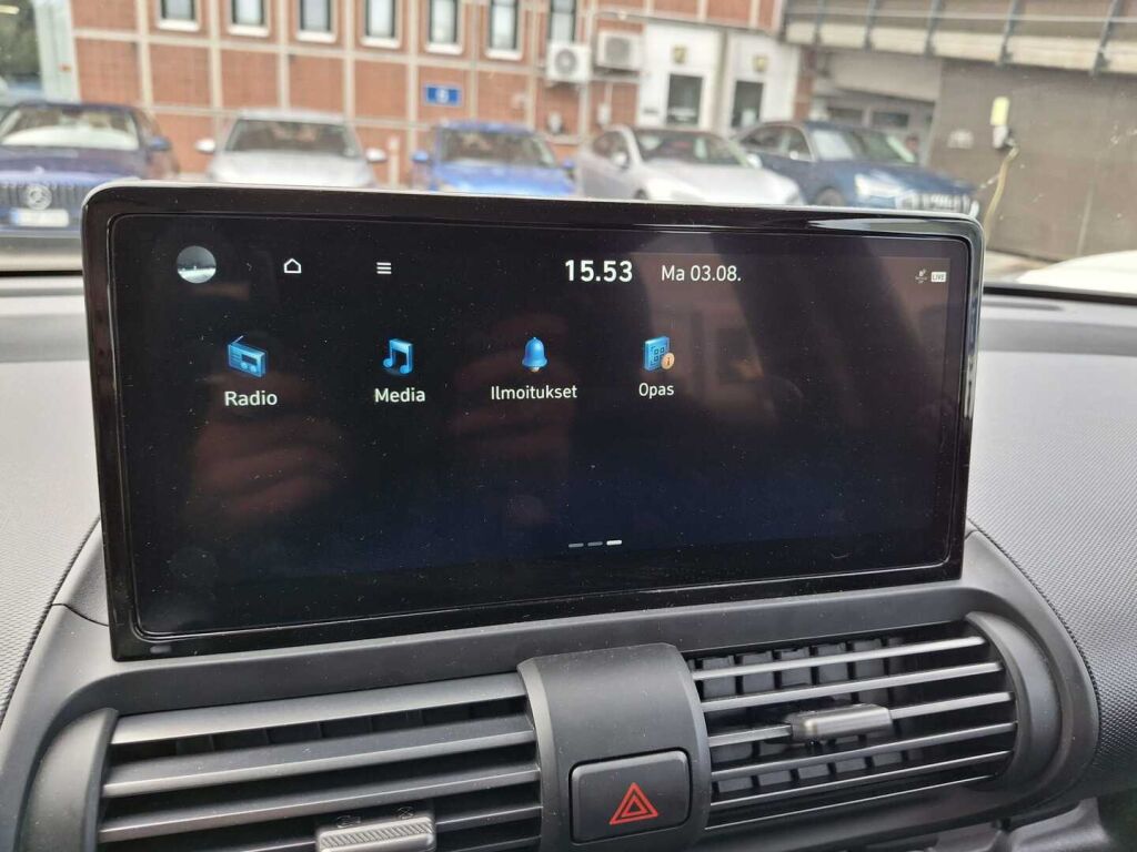 Hyundai INSTER 2025 Oranssi