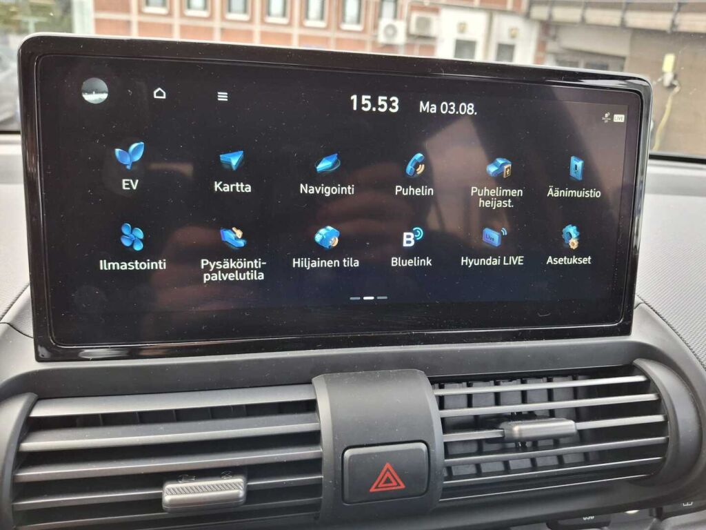 Hyundai INSTER 2025 Oranssi