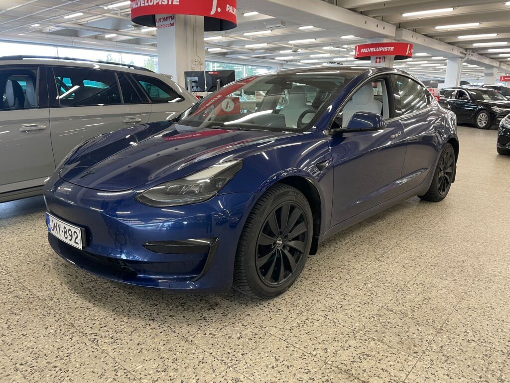 Tesla Model 3 2021 Sininen