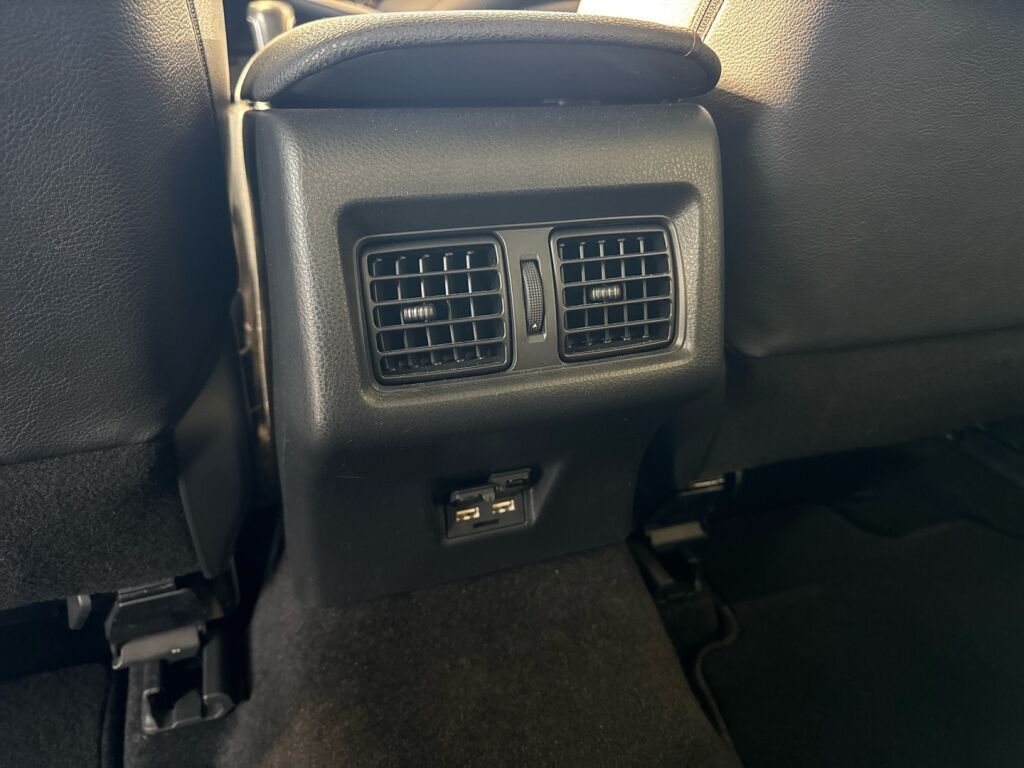 Toyota Camry 2020 Musta