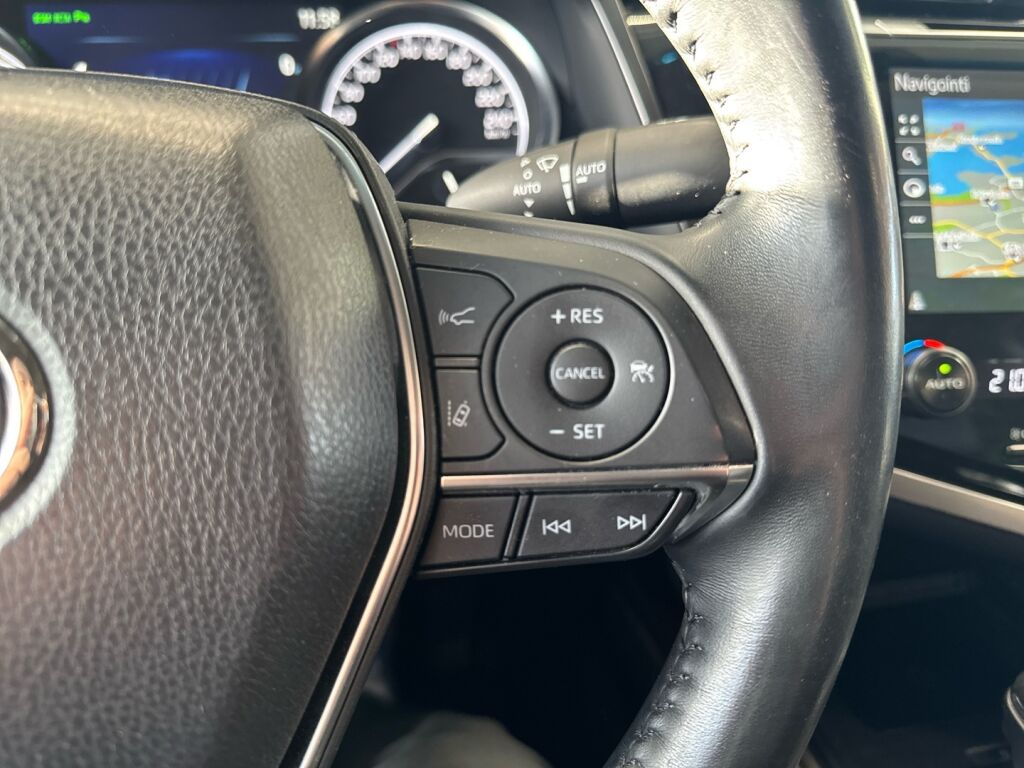 Toyota Camry 2020 Musta