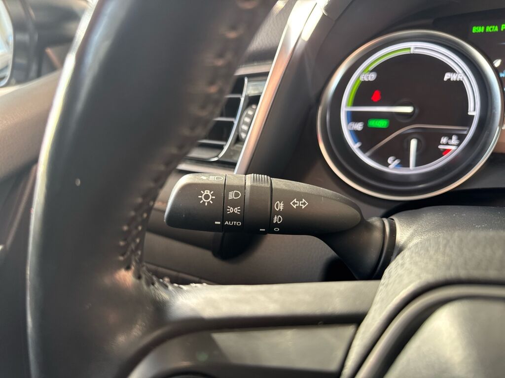 Toyota Camry 2020 Musta